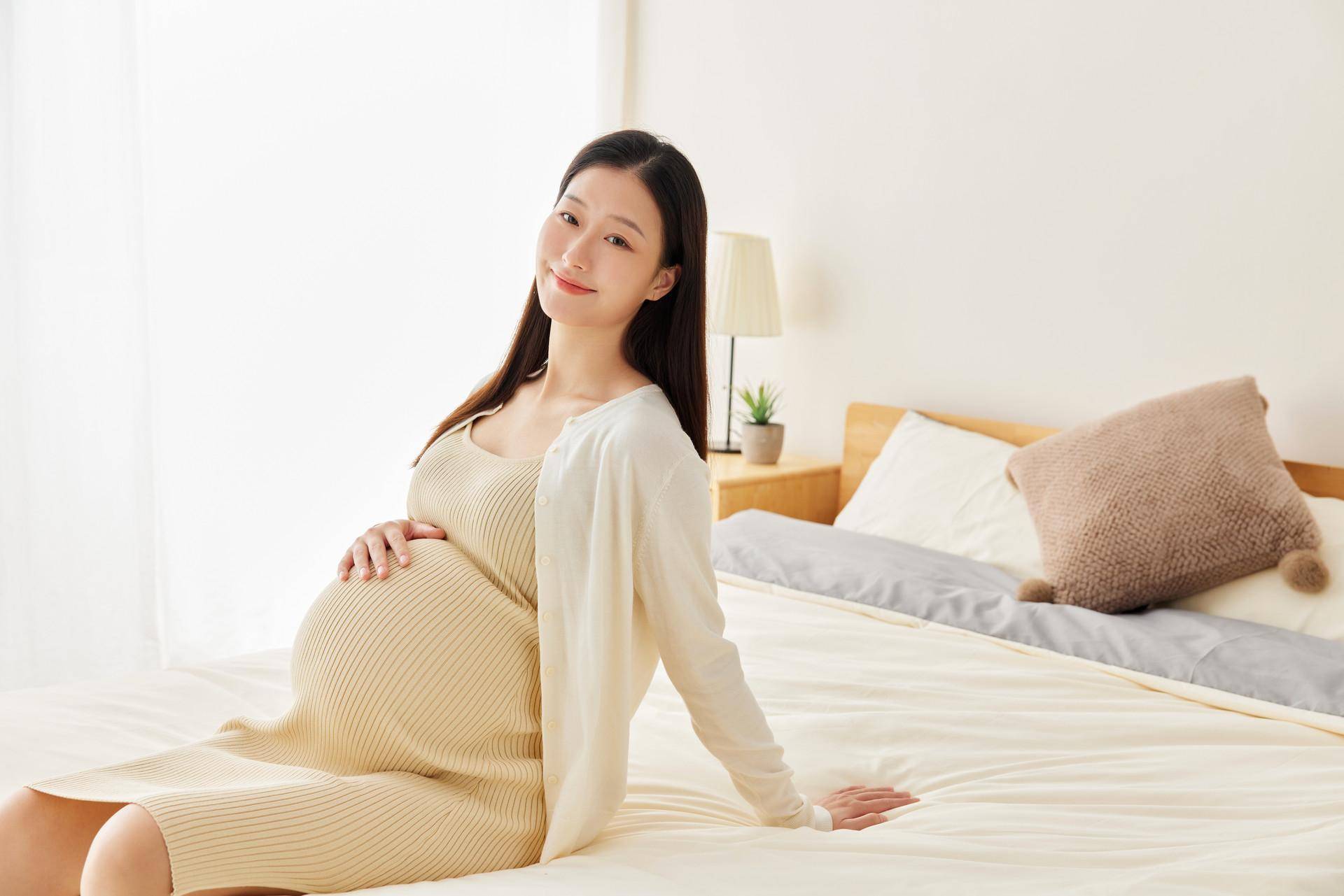 73岁张纪中第5次当爹,女性要如何保护好生育能力