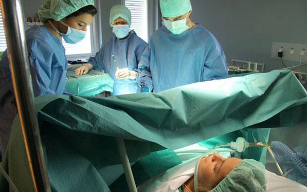 剖腹产有哪些后遗症(附4大后果)