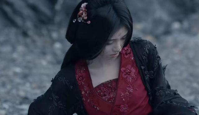 鞠婧祎愿意为了角色扮丑 网友：今年愚人节第一个骗人的鬼话