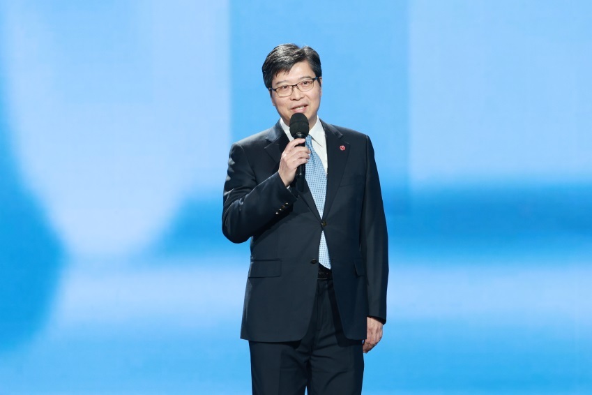 D:\BaiduNetdiskDownload\2023年度中国好书\4-2\现场\IMG_9006.JPG