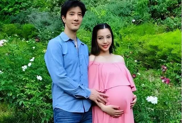 王力宏要来歌手补位？出身欧美还是大嗓又会创作，当救兵正合适