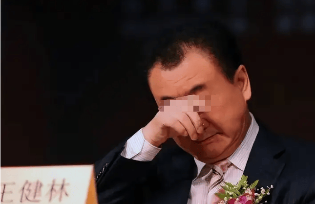 王思聪官宣冲上热搜：这一天，终于来了...