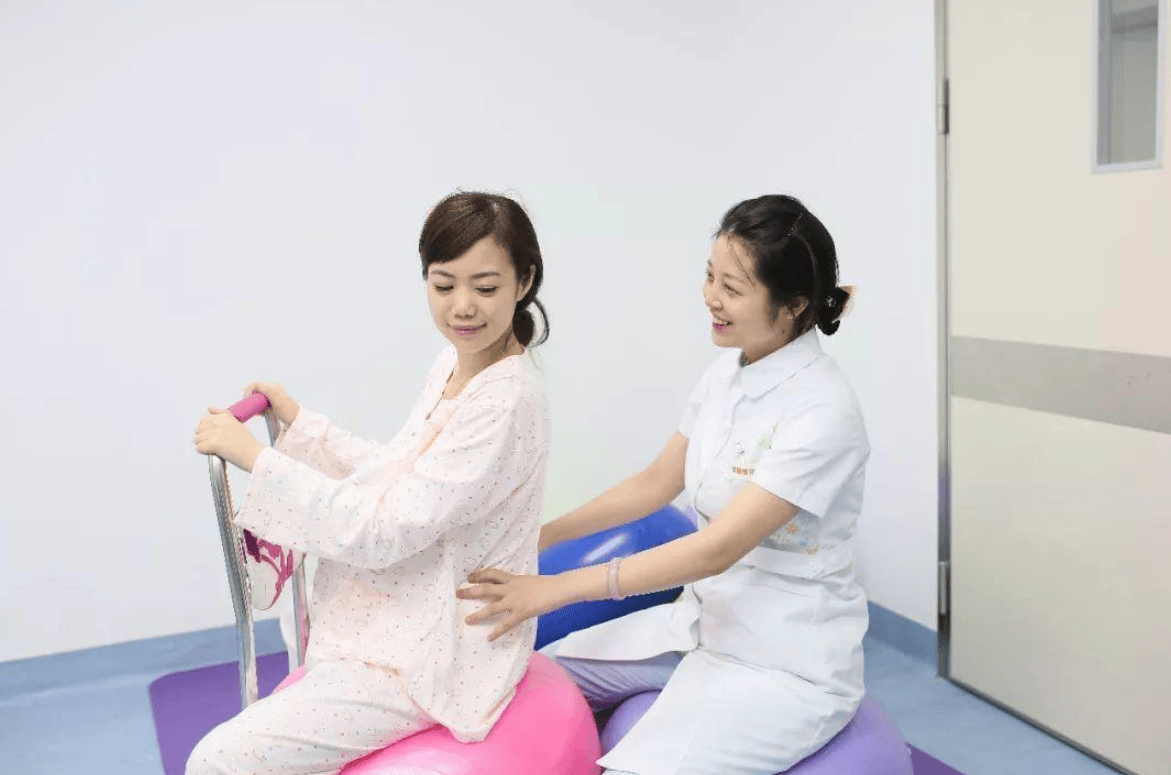 宫颈开10指有多大(开宫口有多疼)