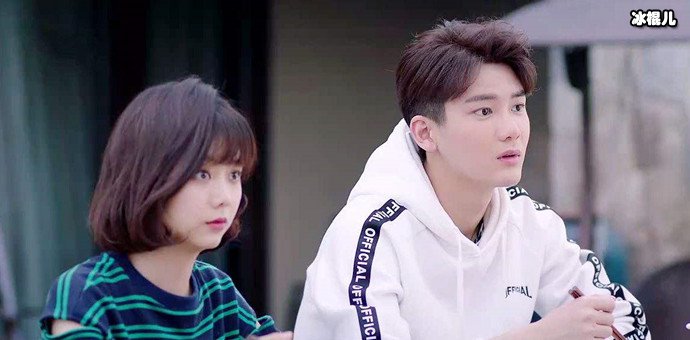 谭松韵熊梓淇是恋人吗，为何称他们两个为"白云夫妇"
