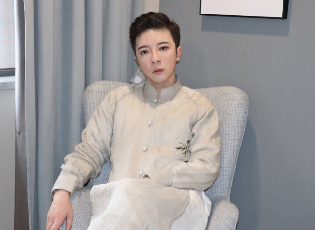 萧忆情伦桑事件斯雷嘟 萧忆情伦桑事件是什么时候被扒