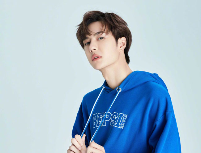 王一博的女朋友叫什么是谁 95后新晋小生感情生活现状引关注