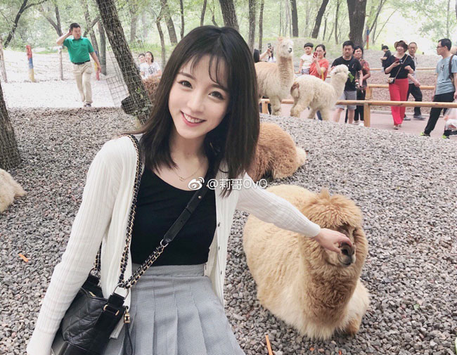 抖音莉哥到底是谁 抖音莉哥o3o的个人资料真名介绍照片