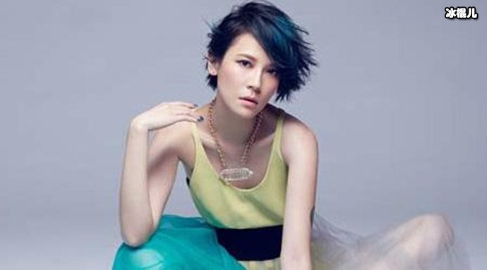 杨乃文照片
