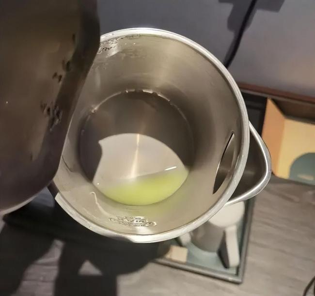 年轻人开始流行各种自带了 省钱又卫生！