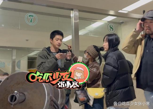 景甜医生造型好有感觉 与屈楚萧默契演绎