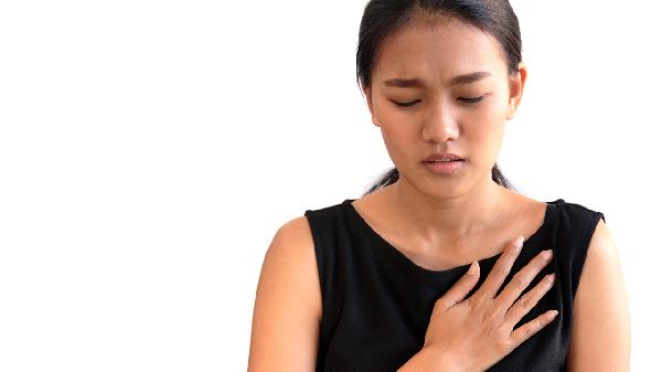 喂完奶后乳房下垂萎缩