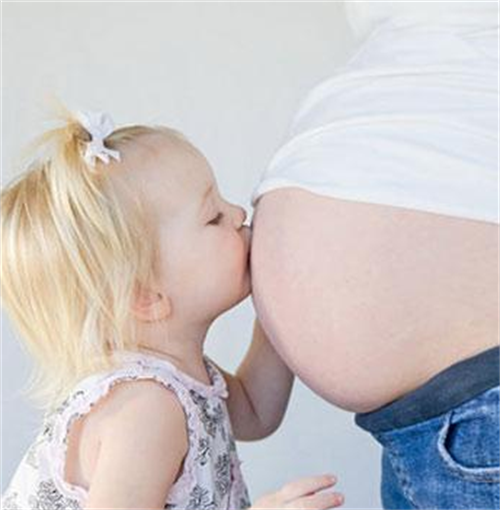 孕妈妈爱吃甜食是不是生女儿？整理部分已生宝妈分享的经验