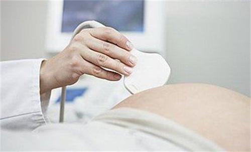 b超女宝宝双腿之间有什么特征？怀孕12周b超能看出男女吗