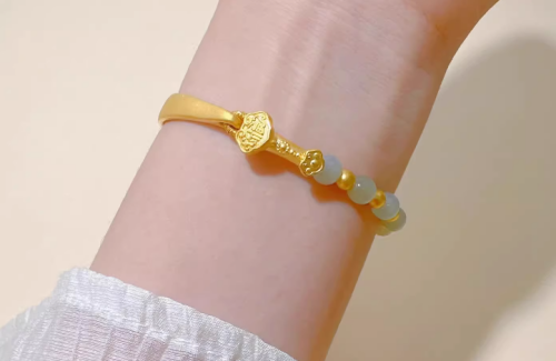 属马适合戴什么饰品