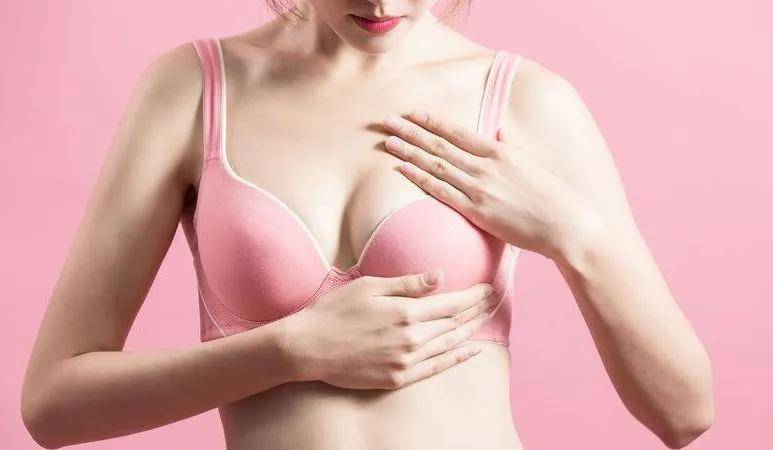 女人乳房下垂松弛是什么原因造成的,如何改善？