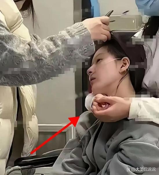 赵露思硬刚银河酷娱后续：被扯头发扇耳光的录音曝光！娱乐圈暴力生态链显现