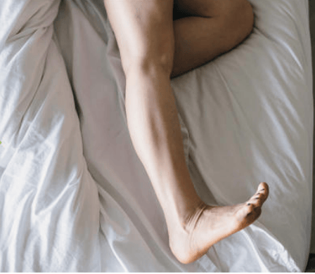 孕期腿脚抽筋是缺钙吗？怎么快速缓解？