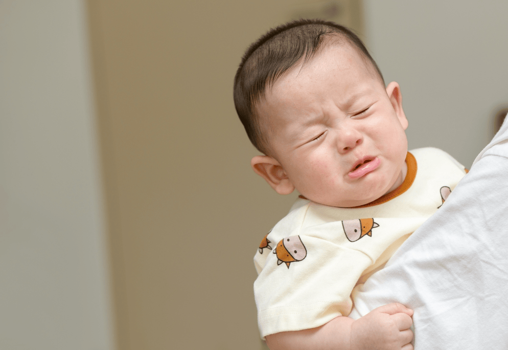 宝宝囟门这个时候还没有闭合，真就要注意了