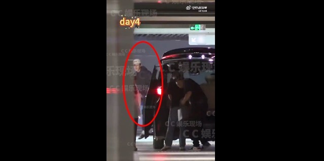 曝孟子义李昀锐恋情 两人被拍连续几天同回同一单元楼
