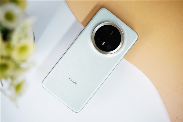 华为或本月20日发售Mate 70优享版：3000+价格段、搭降频麒麟芯