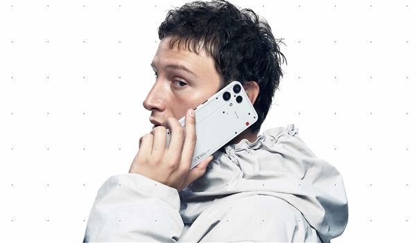 Nothing Phone(3a)Lite发布：透明极简设计 搭载天玑7300 Pro